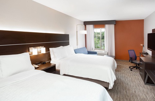 Haskell Hotel | Holiday Inn Express Haskell - Wayne Area by IHG