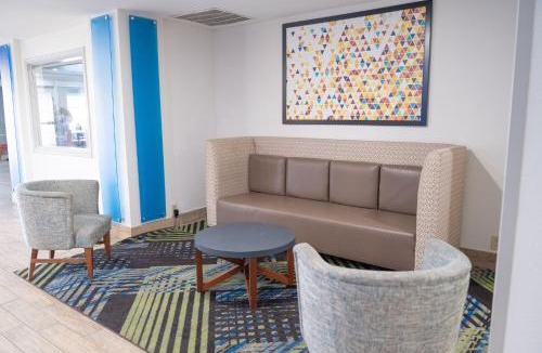 Gainesville Hotel | Holiday Inn Express Hotel & Suites Gainesville by IHG