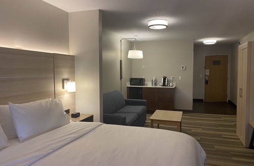 Logansport Hotel | Holiday Inn Express Hotel & Suites Logansport by IHG