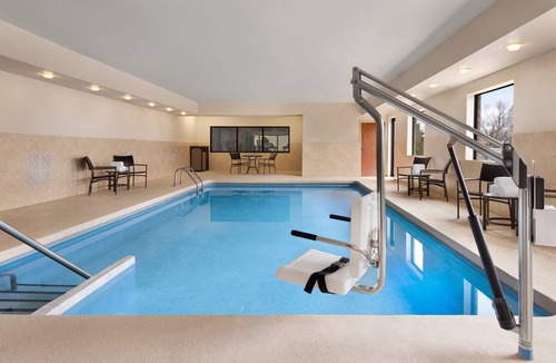 Edmond Hotel | Holiday Inn Express Hotel & Suites Edmond, an IHG Hotel