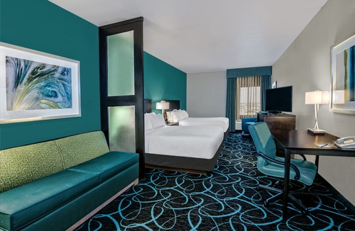Fort Worth Hotel | Holiday Inn Express Hotel & Suites Fort Worth Southwest I-20 by IHG