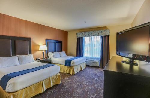 Huntsville Hotel | Holiday Inn Express Hotel & Suites Huntsville by IHG