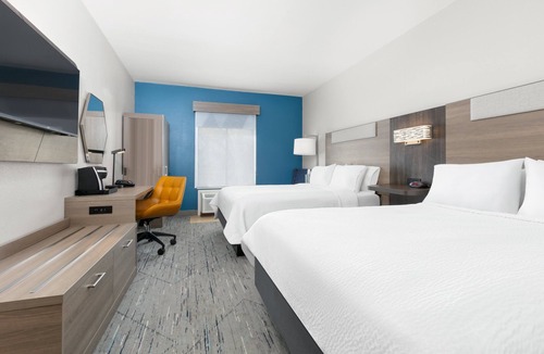 Livingston Hotel | Holiday Inn Express Hotel & Suites Livingston by IHG