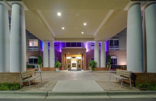 Southwest Raleigh Hotel | Holiday Inn Express Hotel Raleigh Southwest by IHG