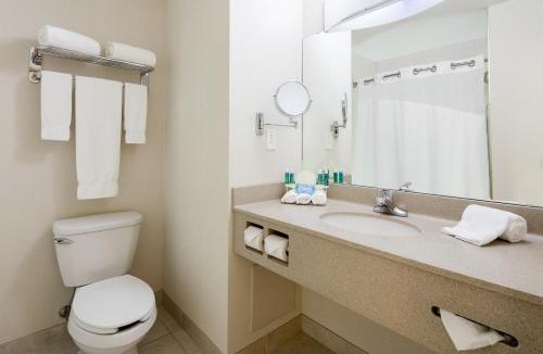 Dieppe Hotel | Holiday Inn Express Hotel & Suites Dieppe Airport by IHG
