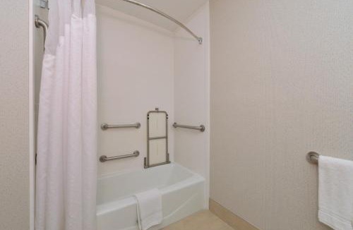 Abilene Hotel | Holiday Inn Express Hotel & Suites Abilene Mall South by IHG