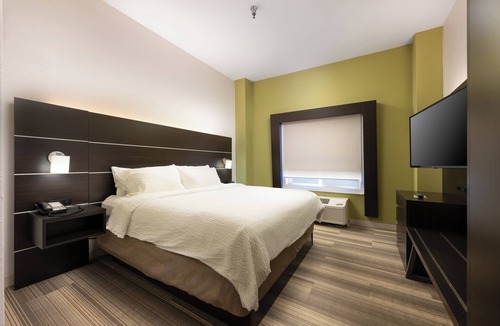 Lupton City Hotel | Holiday Inn Express Hotel & Suites Chattanooga-Hixson by IHG