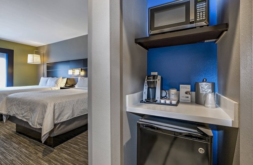 Kilgore Hotel | Holiday Inn Express Hotel & Suites Kilgore by IHG