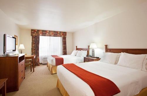 Mattoon Hotel | Holiday Inn Express Hotel & Suites Mattoon by IHG