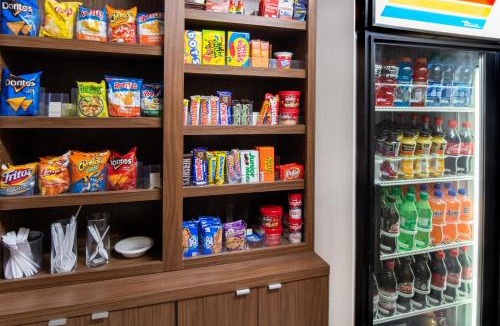 DeSoto Hotel | Holiday Inn Express Hotel & Suites Dallas South - DeSoto by IHG