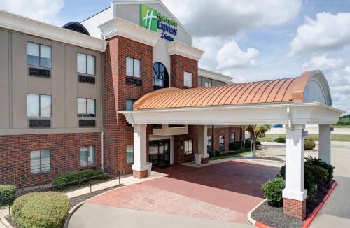 Winnie Hotel | Holiday Inn Express Hotel & Suites Winnie by IHG