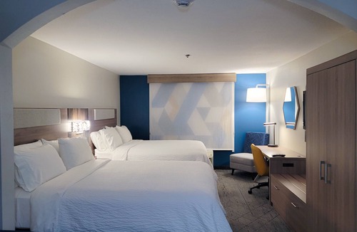 Enid Hotel | Holiday Inn Express Hotel & Suites Enid - Highway 412 by IHG