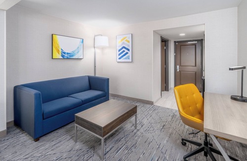 Cheyenne Hotel | Holiday Inn Express Hotel & Suites - Cheyenne by IHG