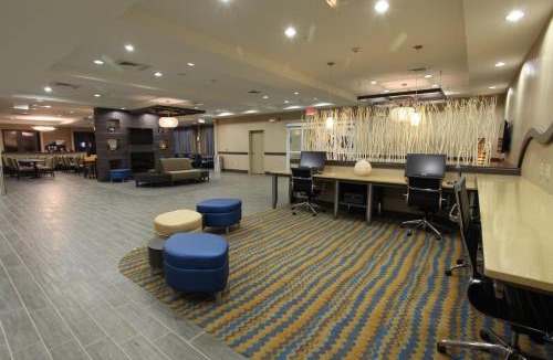 Goldsboro Hotel | Holiday Inn Express Hotel & Suites Goldsboro - Base Area by IHG