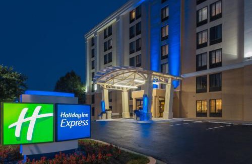 Hunt Valley Hotel | Holiday Inn Express Hunt Valley by IHG