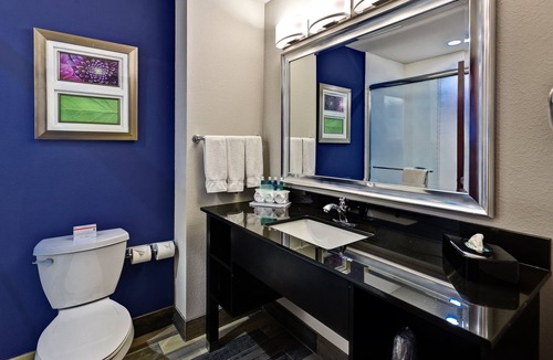 Hutchinson Hotel | Holiday Inn Express Hutchinson by IHG