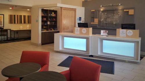 Wendel Hotel | Holiday Inn Express Irwin PA TPK Exit 67 by IHG