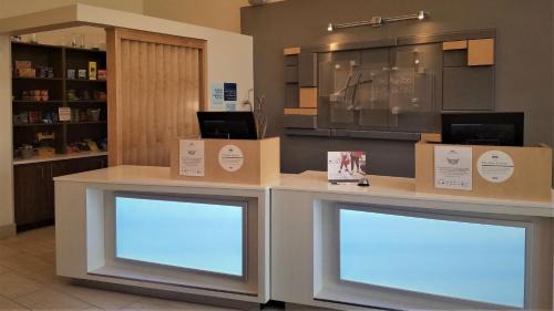 Wendel Hotel | Holiday Inn Express Irwin PA TPK Exit 67 by IHG