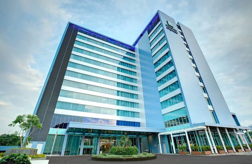 Old Jakarta Hotel | Holiday Inn Express Jakarta International Expo by IHG