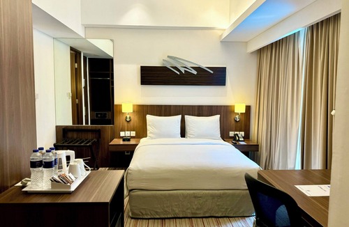 Muarakarang Hotel | Holiday Inn Express Jakarta Pluit Citygate by IHG