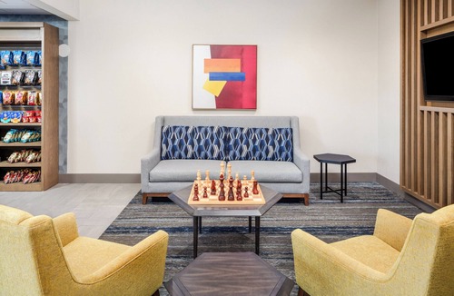 Kearney Hotel | Holiday Inn Express Kearney by IHG