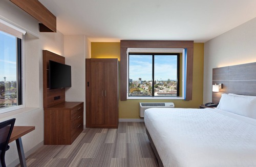 Los Angeles Hotel | Holiday Inn Express Los Angeles Airport by IHG