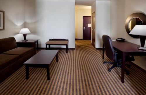 Marble Falls Hotel | Holiday Inn Express Marble Falls by IHG