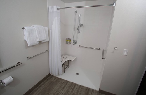 McCook Hotel | Holiday Inn Express McCook by IHG