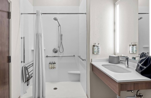 Monticello Hotel | Holiday Inn Express Monticello by IHG
