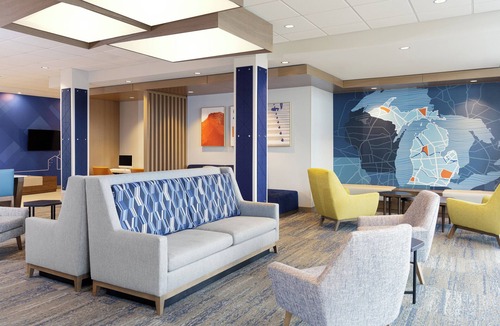 Plainwell Hotel | Holiday Inn Express Plainwell by IHG