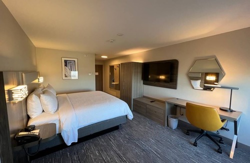 Rensselaer Hotel | Holiday Inn Express Rensselaer by IHG
