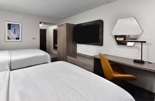 Innsbrook Hotel | Holiday Inn Express Richmond I-64 Short Pump Area by IHG