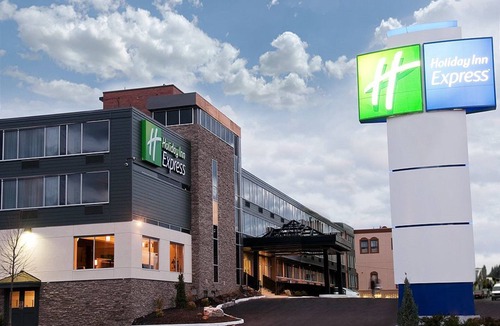 Sault Ste. Marie Hotel | Holiday Inn Express Sault Ste Marie by IHG