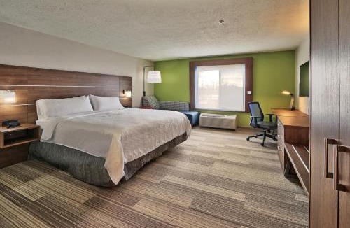 Polvadera Hotel | Holiday Inn Express Socorro by IHG