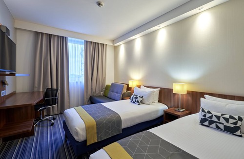 Neudorf Ouest Hotel | Holiday Inn Express Strasbourg - Centre by IHG