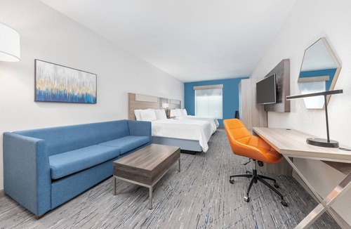 Little Rock Hotel | Holiday Inn Express & Suites Little Rock-West by IHG