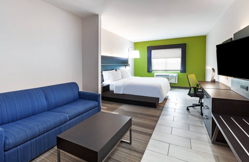 Port Lavaca Hotel | Holiday Inn Express & Suites Port Lavaca by IHG