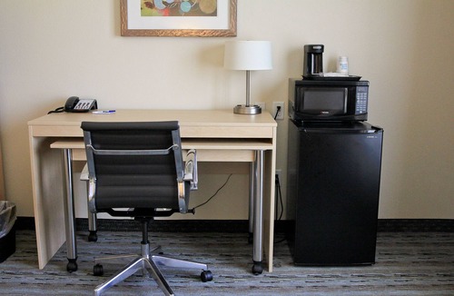 Brooks City Base Hotel | Holiday Inn Express & Suites San Antonio - Brooks City Base by IHG