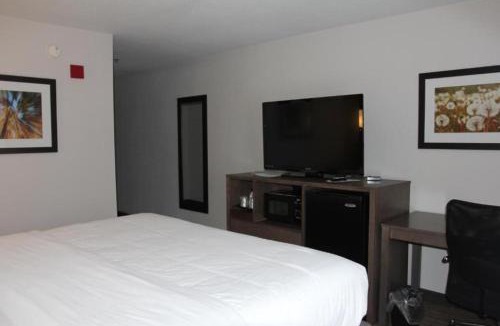 Sweetwater Hotel | Holiday Inn Express & Suites