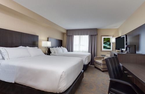 Fredericton Hotel | Holiday Inn Express & Suites Fredericton by IHG