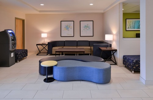 West Ocean City Hotel | Holiday Inn Express & Suites West Ocean City by IHG
