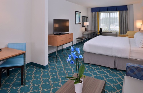West Ocean City Hotel | Holiday Inn Express & Suites West Ocean City by IHG