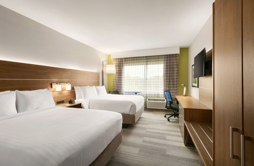Salisbury Hotel | Holiday Inn Express & Suites Salisbury by IHG