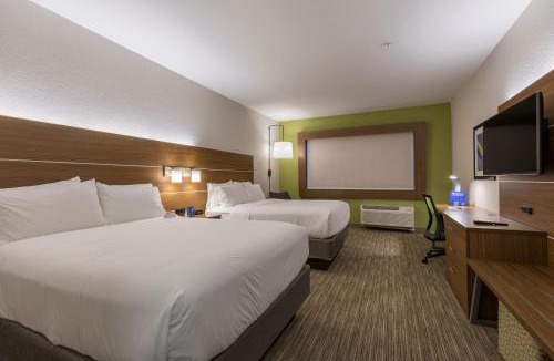 San Marcos Hotel | Holiday Inn Express & Suites - San Marcos South by IHG