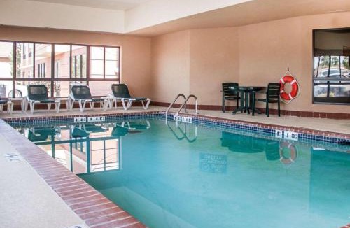 Weatherford Hotel | Holiday Inn Express & Suites Weatherford by IHG