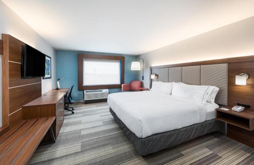 West Plains Hotel | Holiday Inn Express & Suites West Plains Southwest by IHG