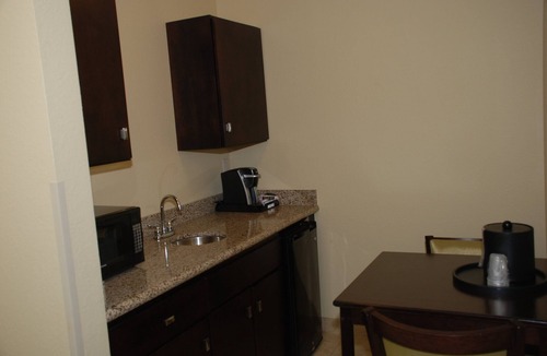 Covington Hotel | Holiday Inn Express & Suites Covington by IHG