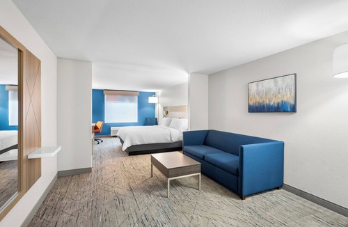 Morrilton Hotel | Holiday Inn Express & Suites Morrilton by IHG