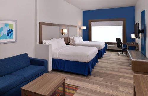 Pasadena Hotel | Holiday Inn Express & Suites Houston E - Pasadena by IHG
