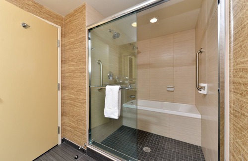 Peekskill Hotel | Holiday Inn Express & Suites Peekskill-Lower Hudson Valley by IHG
